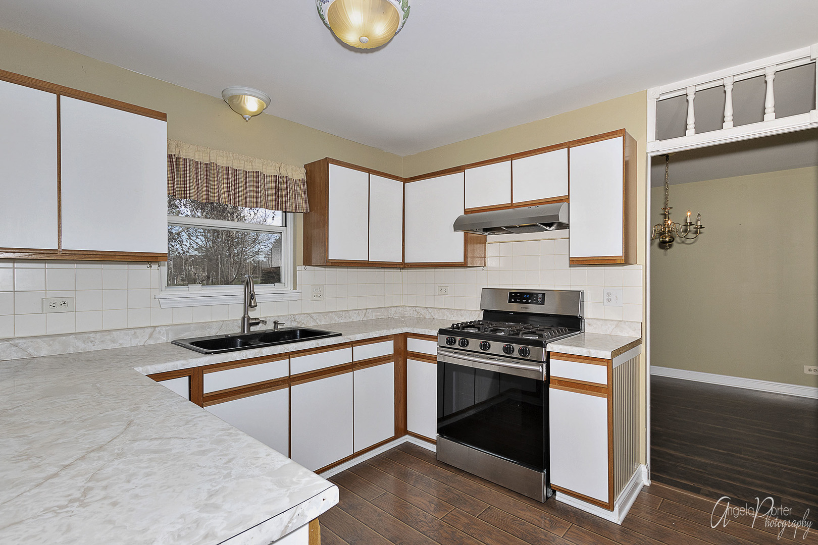 9832 North Hunters Lane Spring Grove, IL 60081 - Photo 9 of 30