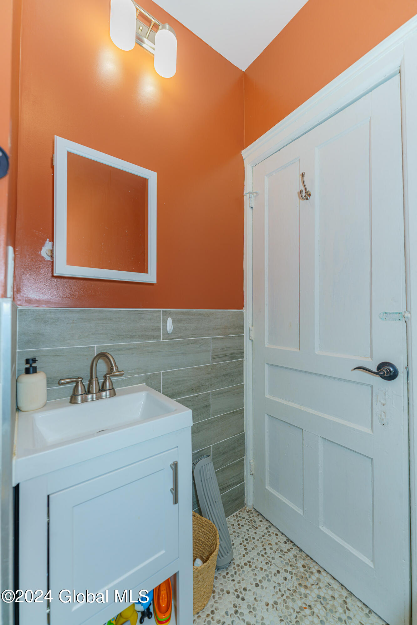 331 3rd Street Troy, NY 12180 - Photo 31 of 74 1 Apt 1 27