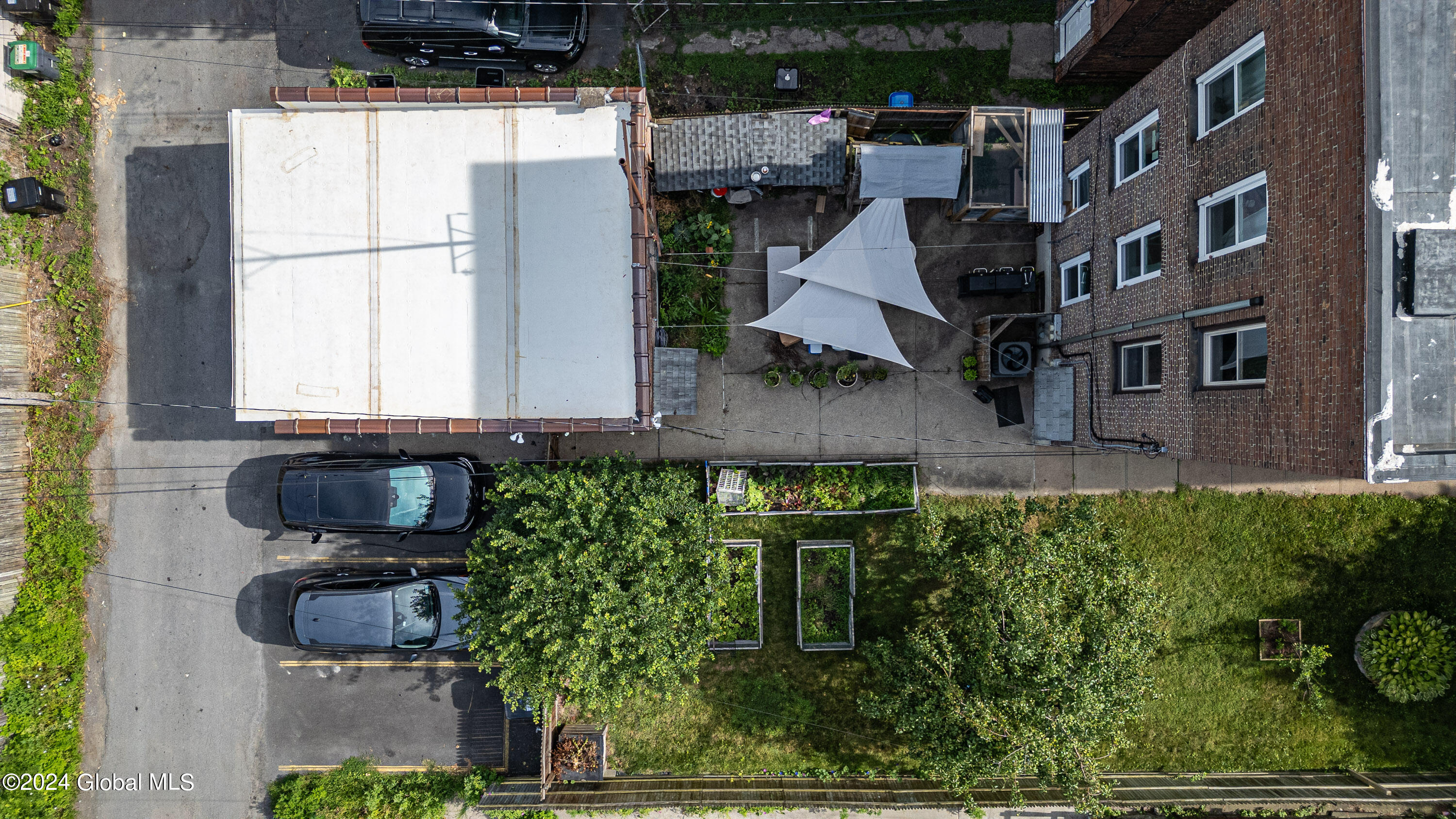 331 3rd Street Troy, NY 12180 - Photo 57 of 74 Air Yard 6