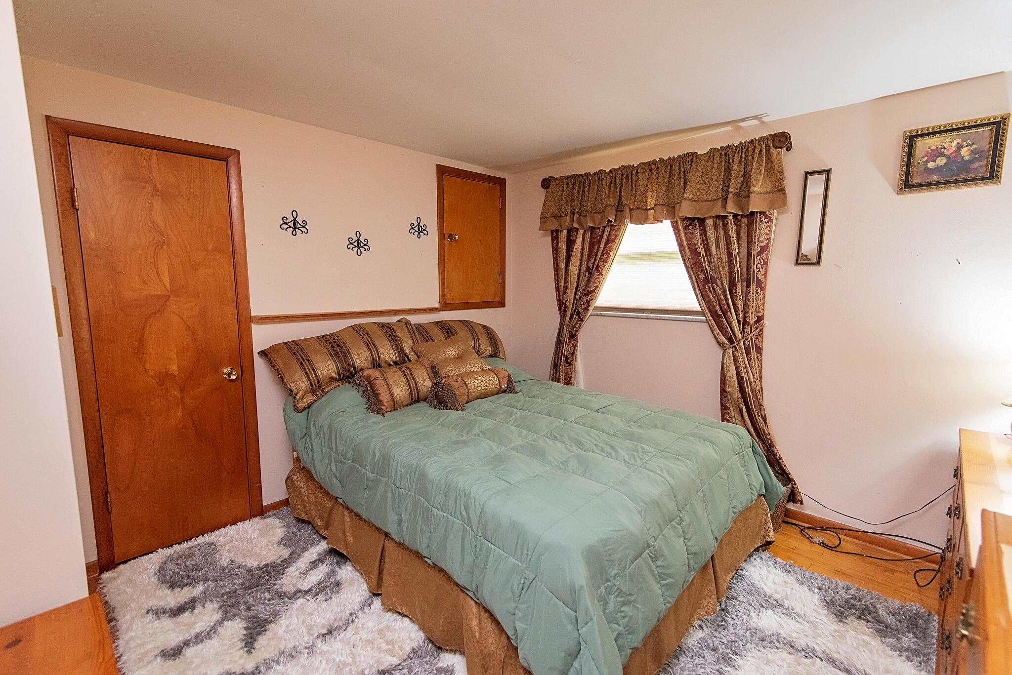 2221 Shrine Road Springfield, OH 45502 - Photo 22 of 35 20240818-2221 Shrine Rd-015
