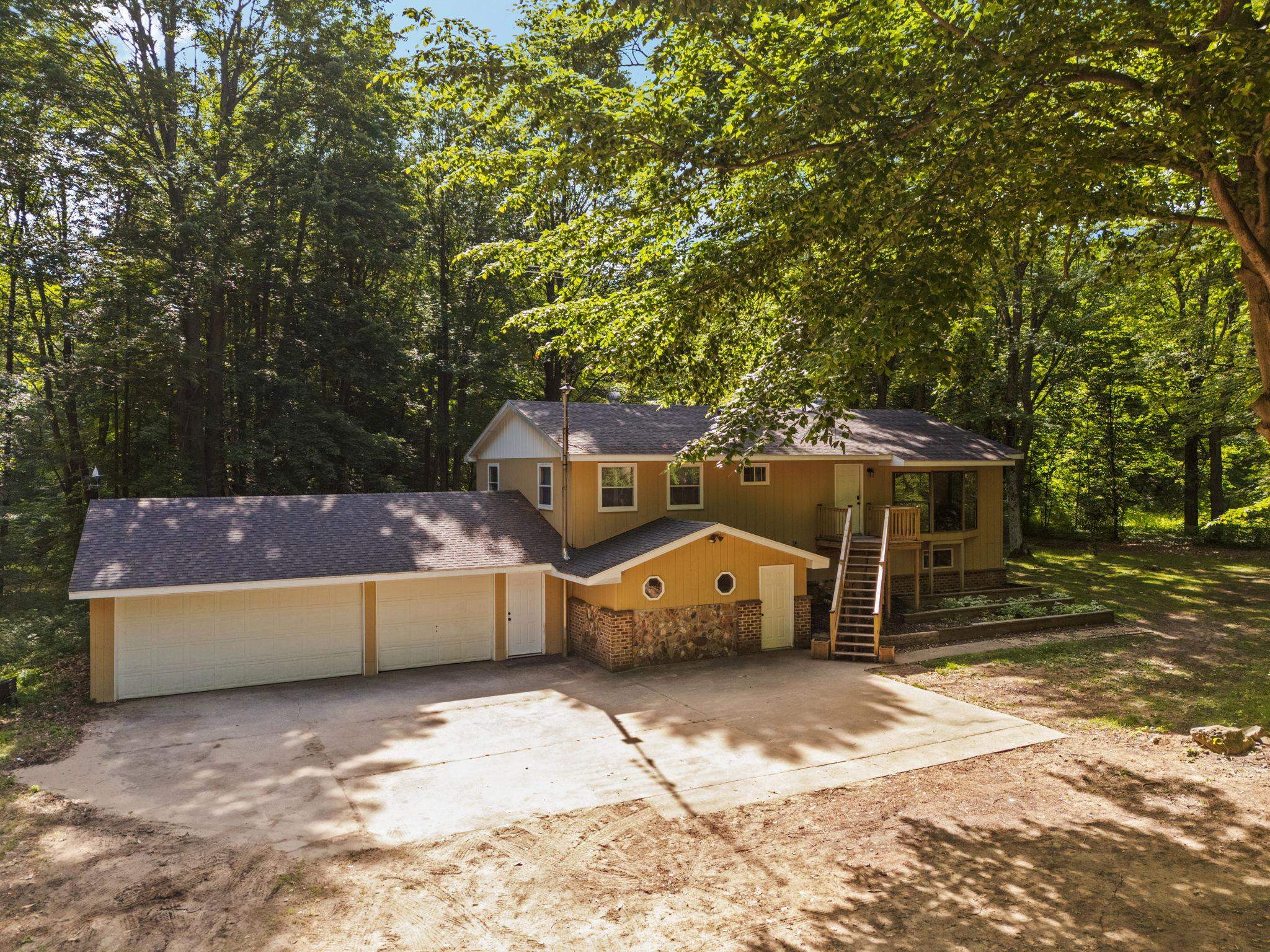 3527 South 31 Road Cadillac, MI 49601 - Photo 52 of 60