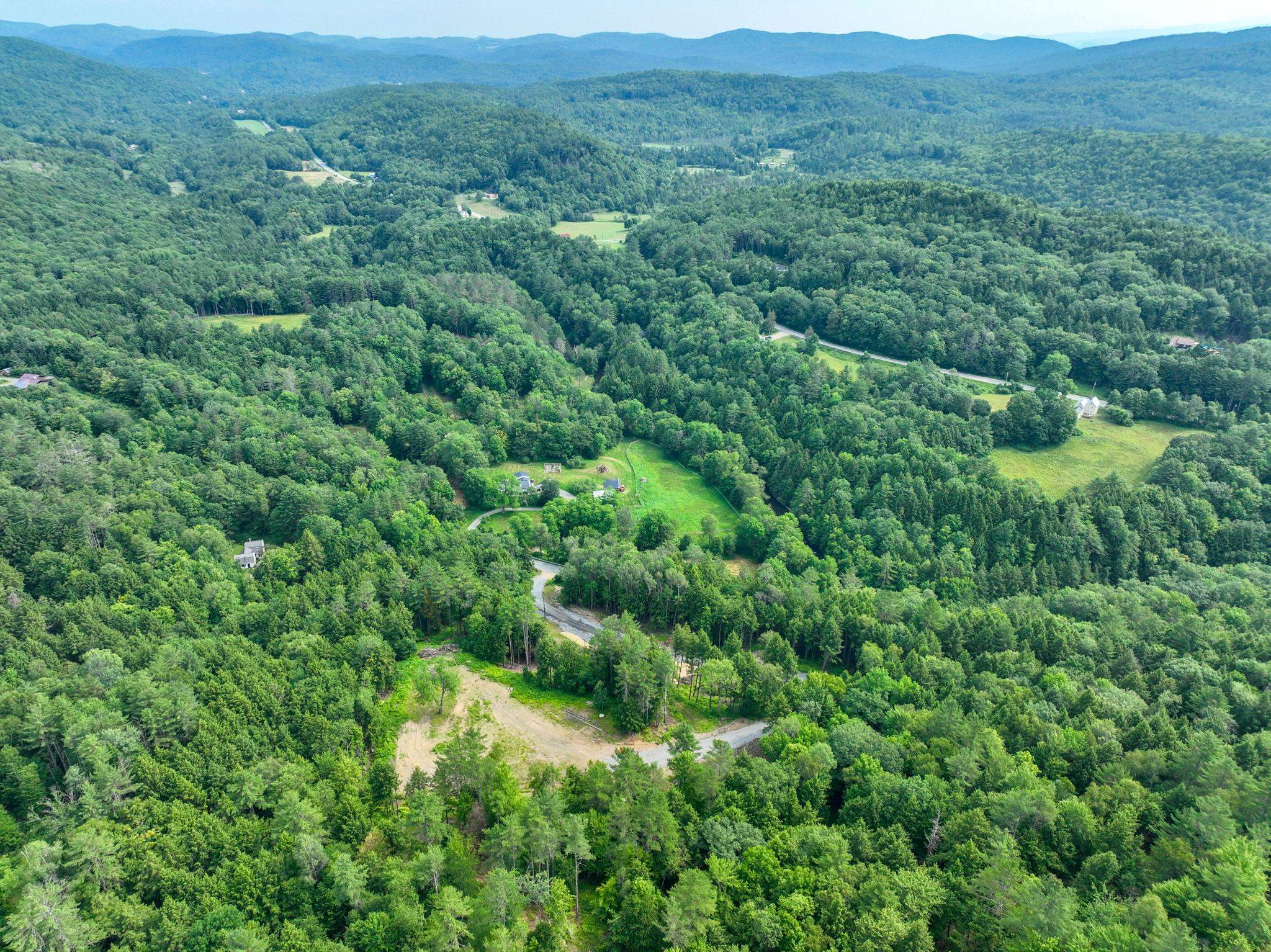 567 Sawnee Bean Road Thetford, VT 05075 - Photo 4 of 12