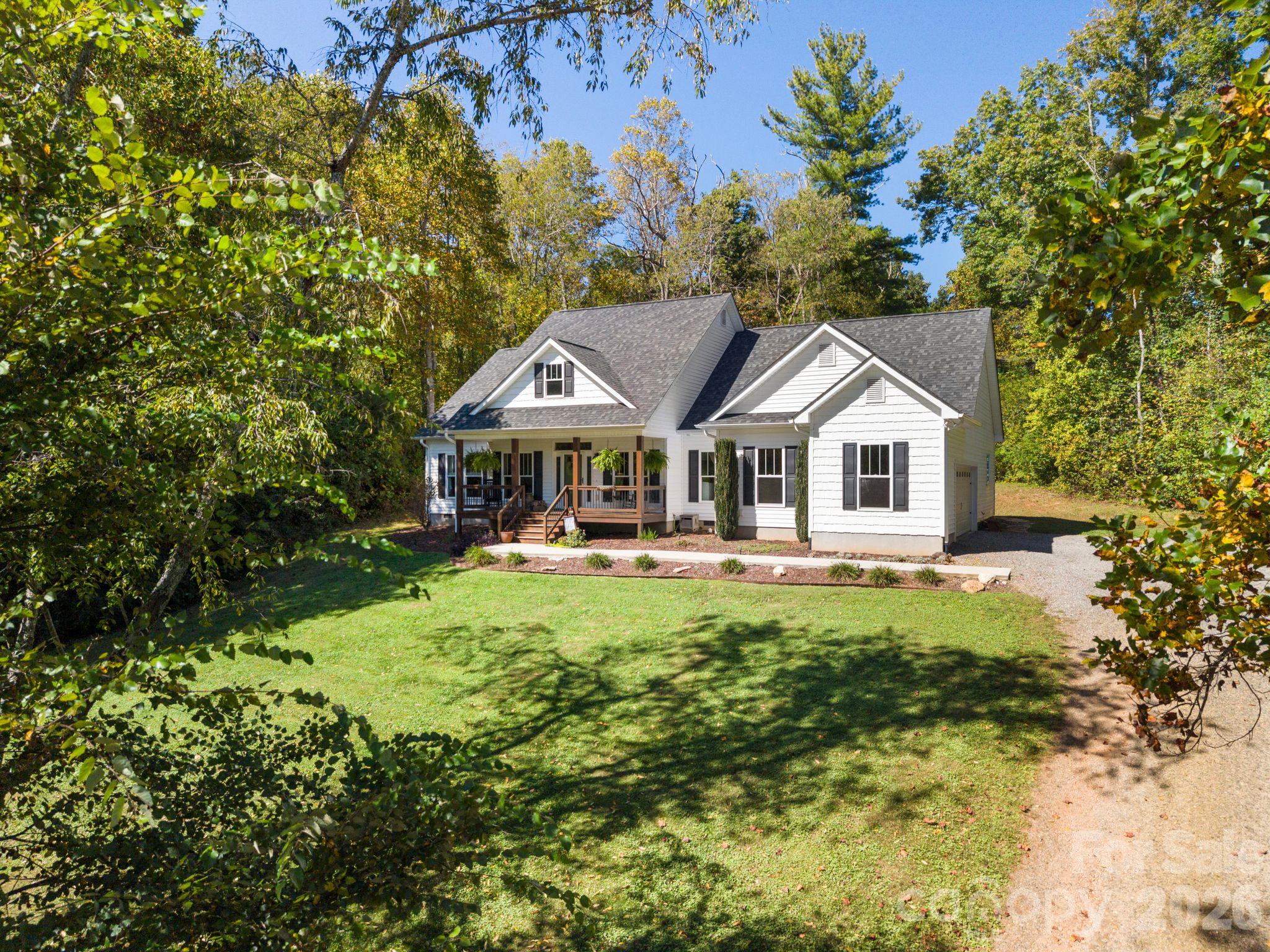 31 Willow Farm Road Fairview, NC 28730 - Photo 3 of 26 Gallery Image 3