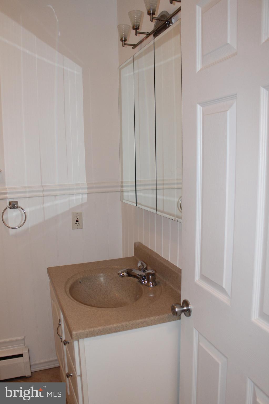 1401 Marsh Road Wilmington, DE 19803 - Photo 10 of 18 Master Bath