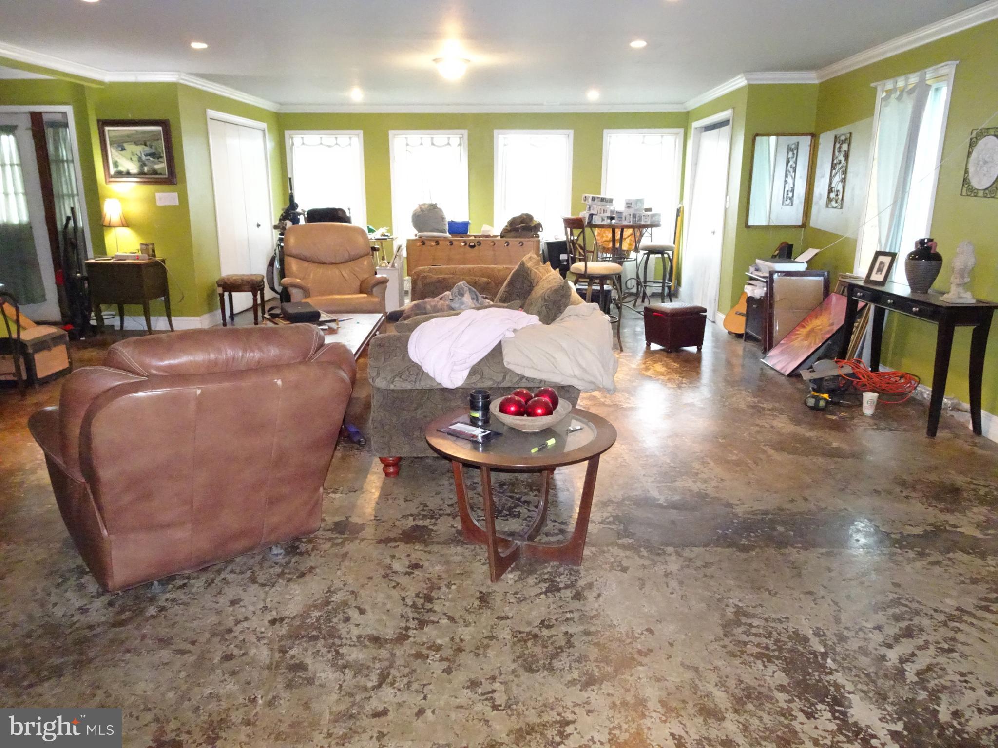 352 Sawmill Road Strasburg, PA 17579 - Photo 3 of 26 Gallery Image 3
