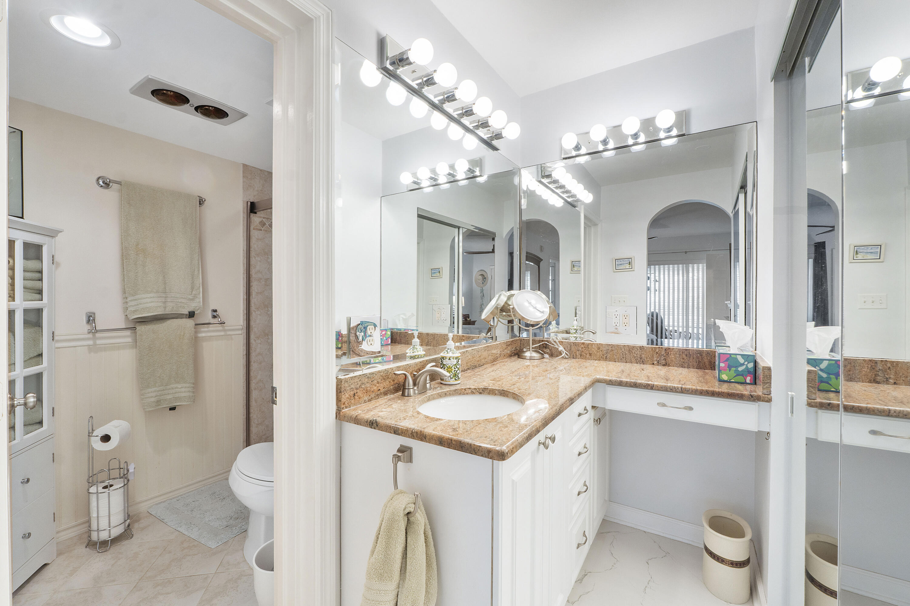 5540 North Ocean Boulevard, Unit 110 Ocean Ridge, FL 33435 - Photo 13 of 31 5540 N Ocean Blvd U110_011