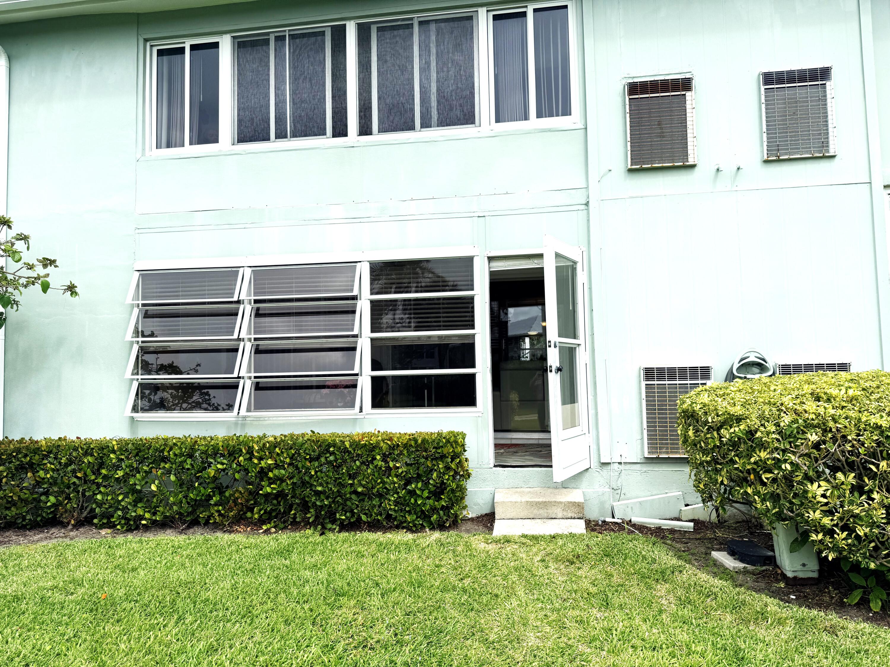 5540 North Ocean Boulevard, Unit 110 Ocean Ridge, FL 33435 - Photo 23 of 31 IMG_8597