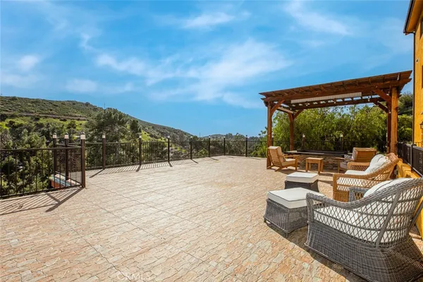 $1,995,000 | 9336 Wayside Drive, Sunland, CA 91040