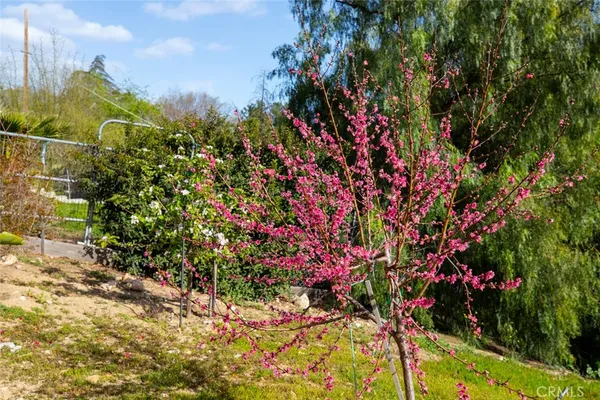 $1,995,000 | 9336 Wayside Drive, Sunland, CA 91040