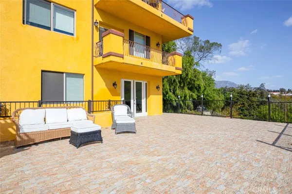 $1,995,000 | 9336 Wayside Drive, Sunland, CA 91040