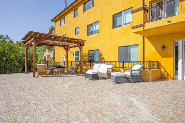 $1,995,000 | 9336 Wayside Drive, Sunland, CA 91040