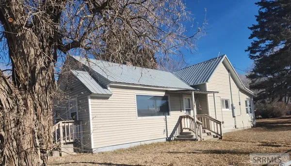 $149,000 | 204 East Grand Avenue, Arco, ID 83213