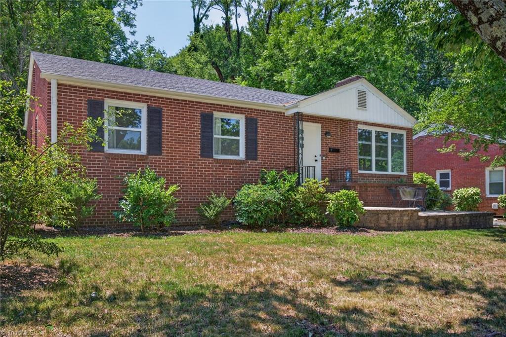 215 South Lindell Road Greensboro, NC 27403 - Photo 4 of 29