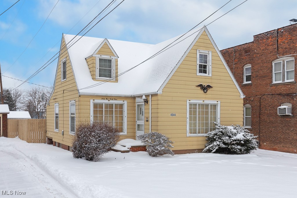 4544 Turney Road Cleveland, OH 44105 - Photo 1 of 24