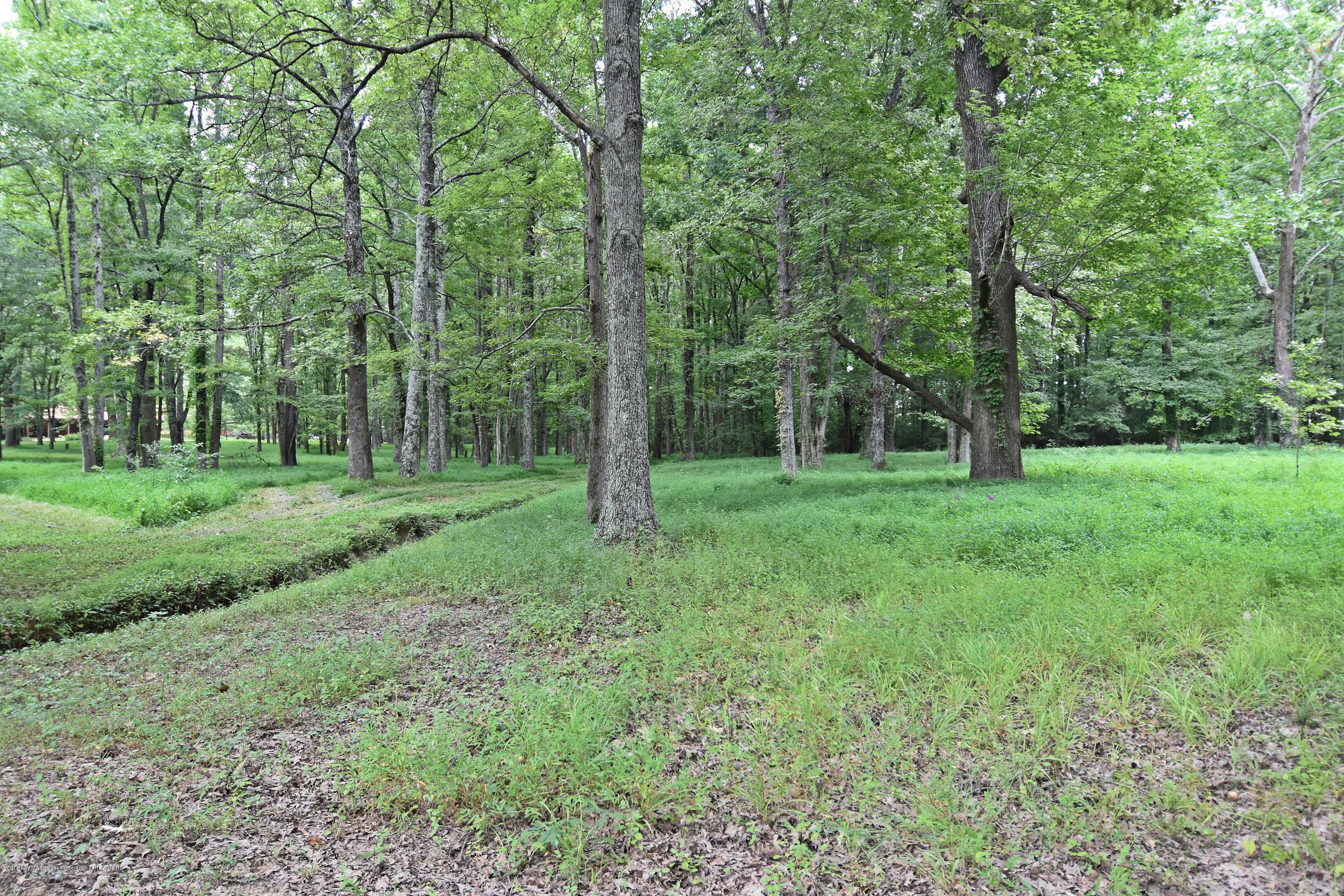 1980 West Oak Grove Road Hernando, MS 38632 - Photo 24 of 27 Property
