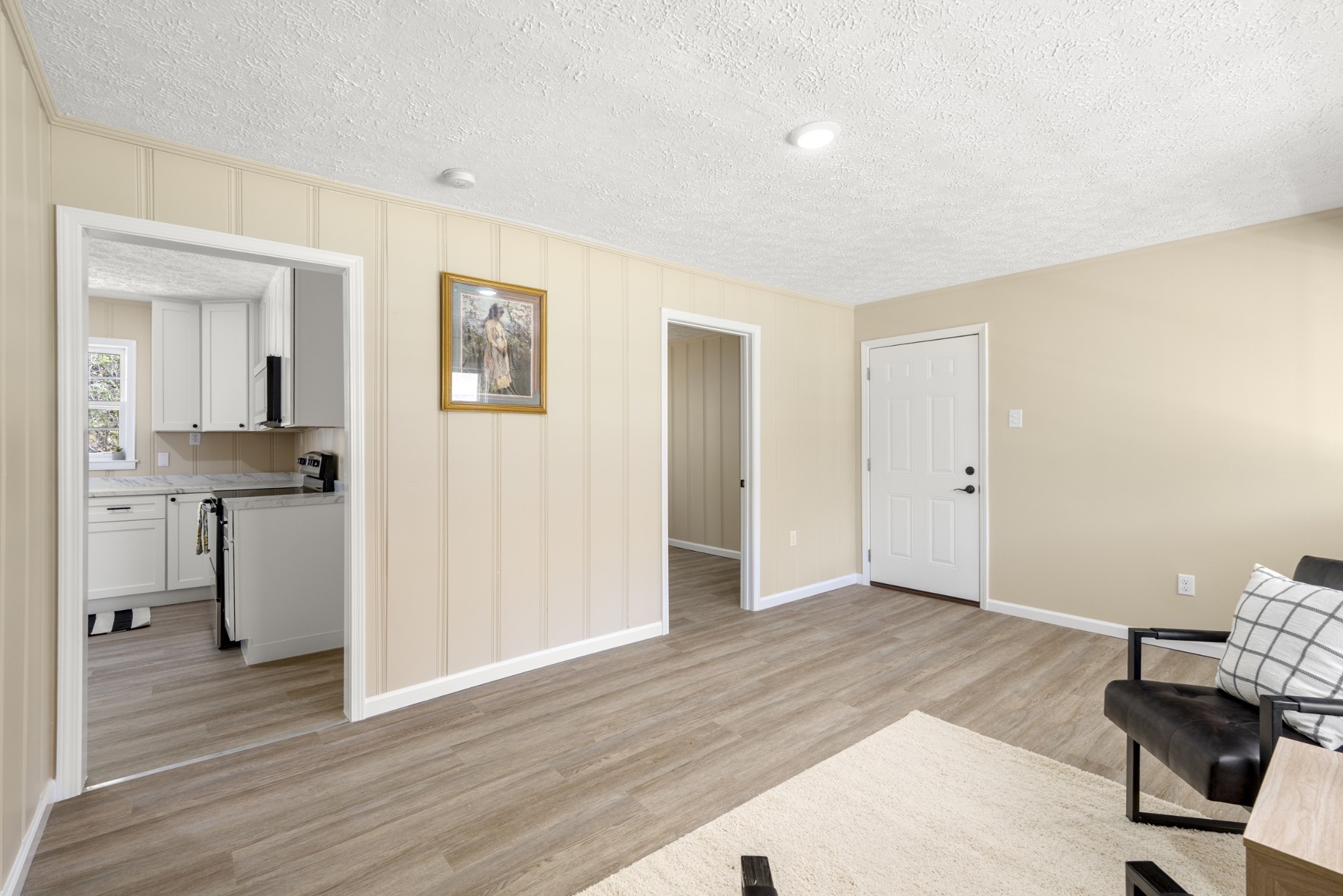 351 Highway 100 Centerville, TN 37033 - Photo 9 of 31 a view of livingroom with hardwood