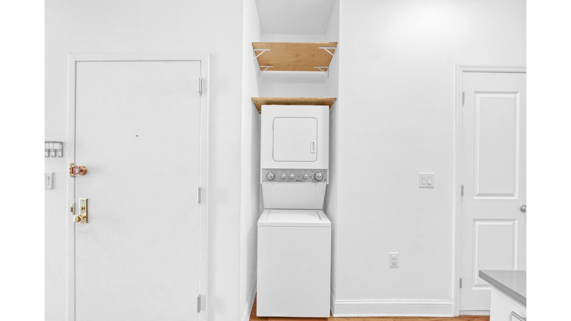 907 Jefferson Avenue Brooklyn, NY 11221 - Photo 29 of 39