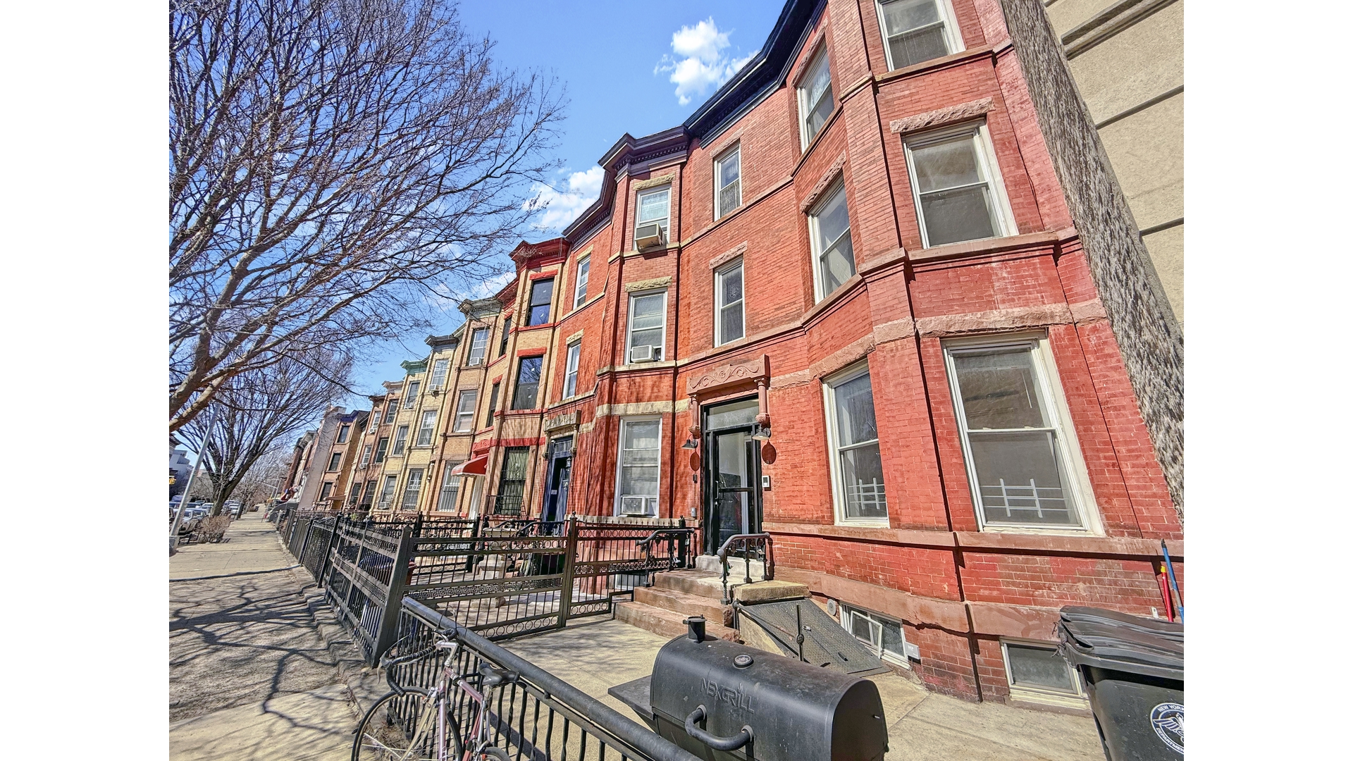 907 Jefferson Avenue Brooklyn, NY 11221 - Photo 2 of 39