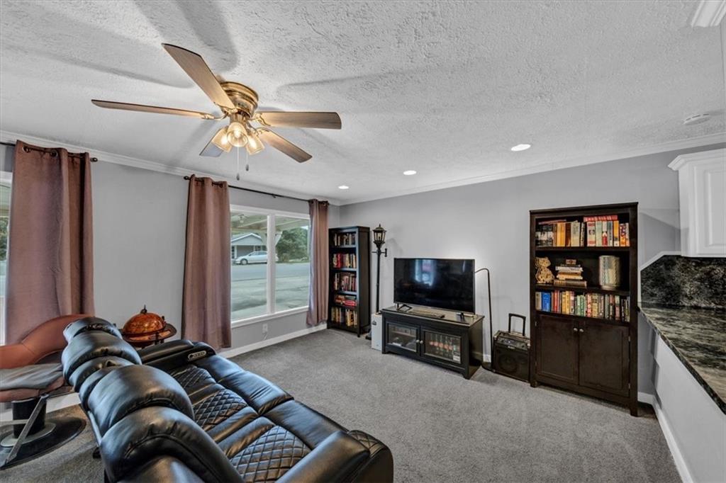 6071 North Main Street Southeast Acworth, GA 30101 - Photo 11 of 54