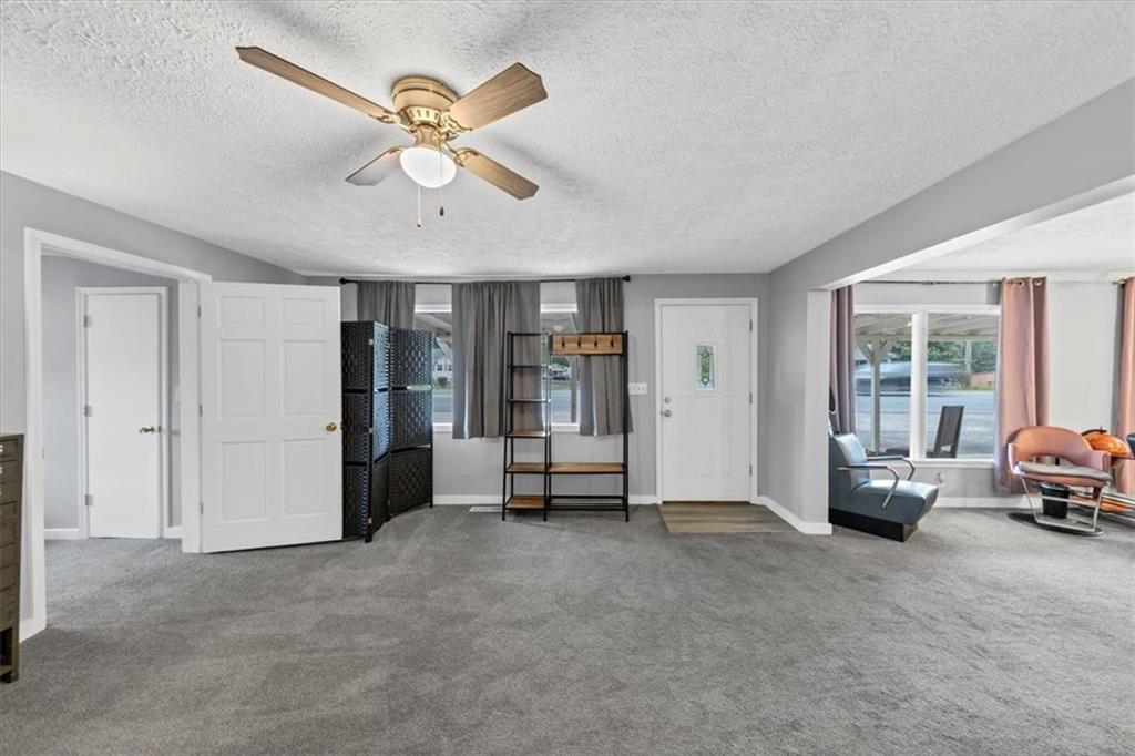 6071 North Main Street Southeast Acworth, GA 30101 - Photo 3 of 54