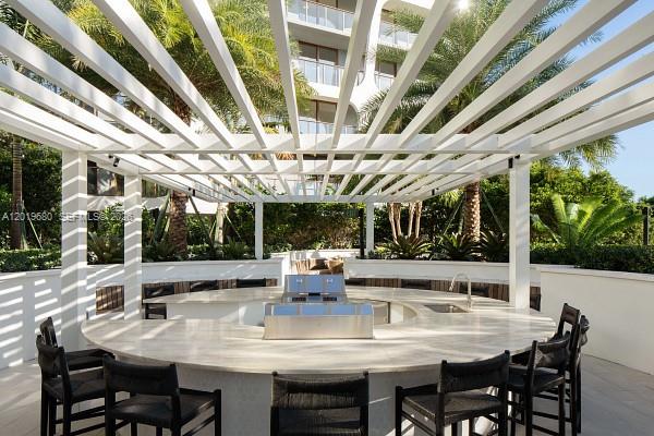 3900 Alton Road, Unit 305 Miami Beach, FL 33140 - Photo 20 of 37 Photo 20