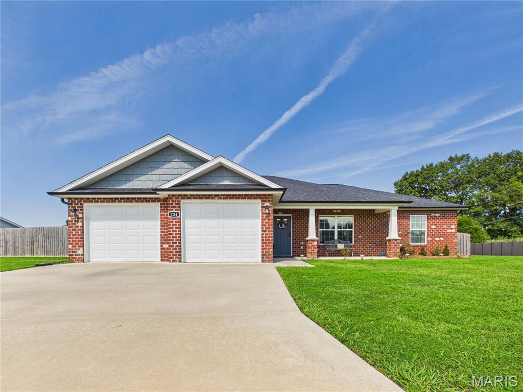 124 Fraser Ridge Jackson, MO 63755 - Photo 1 of 43 Gallery Image 1