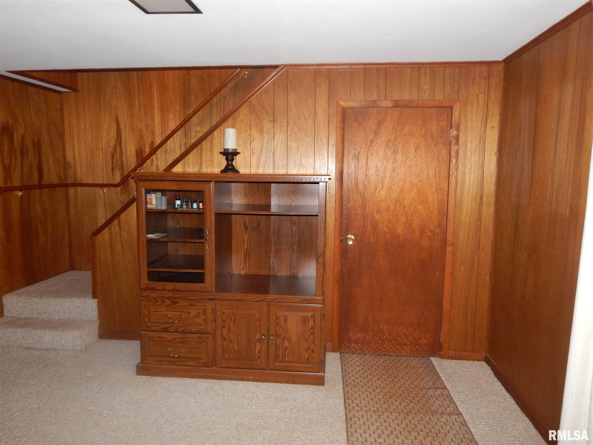 5656 North Hamilton Road Peoria, IL 61614 - Photo 21 of 40 Gallery Image 21