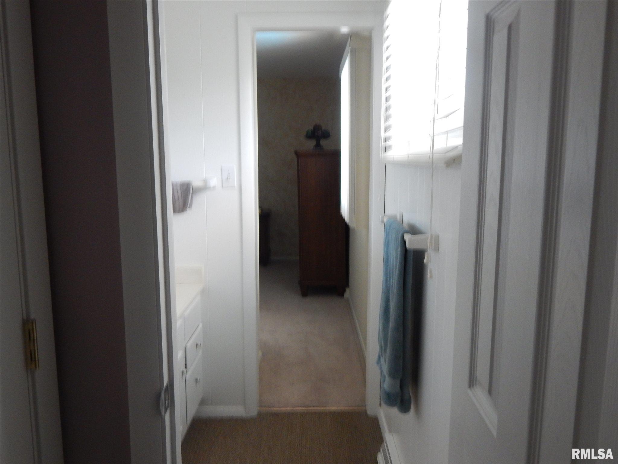 5656 North Hamilton Road Peoria, IL 61614 - Photo 29 of 40 Gallery Image 29