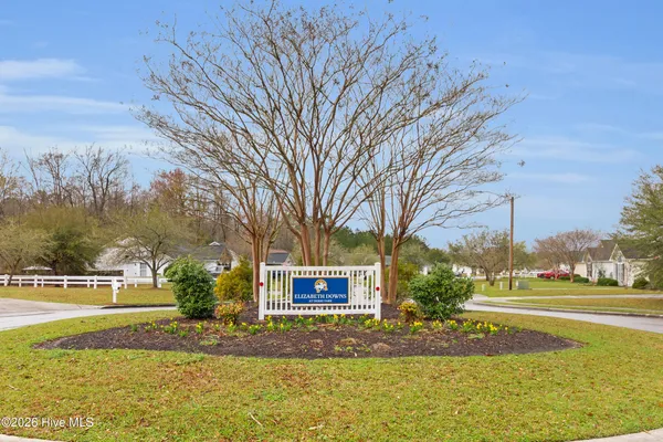 $1,550 | 3825 Elizabeth Avenue, New Bern, NC 28562