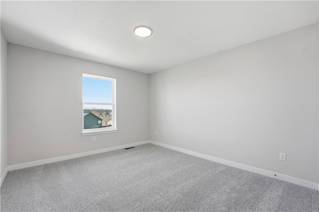 409 Woodview Drive Raymore, MO 64083 - Photo 20 of 43