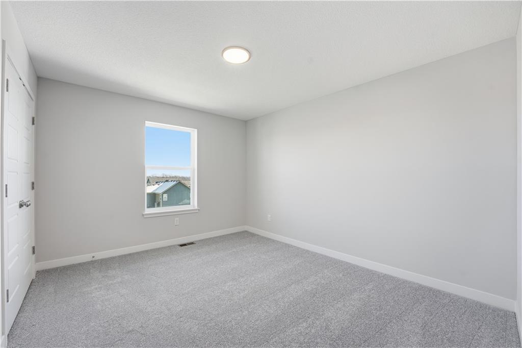 409 Woodview Drive Raymore, MO 64083 - Photo 26 of 43