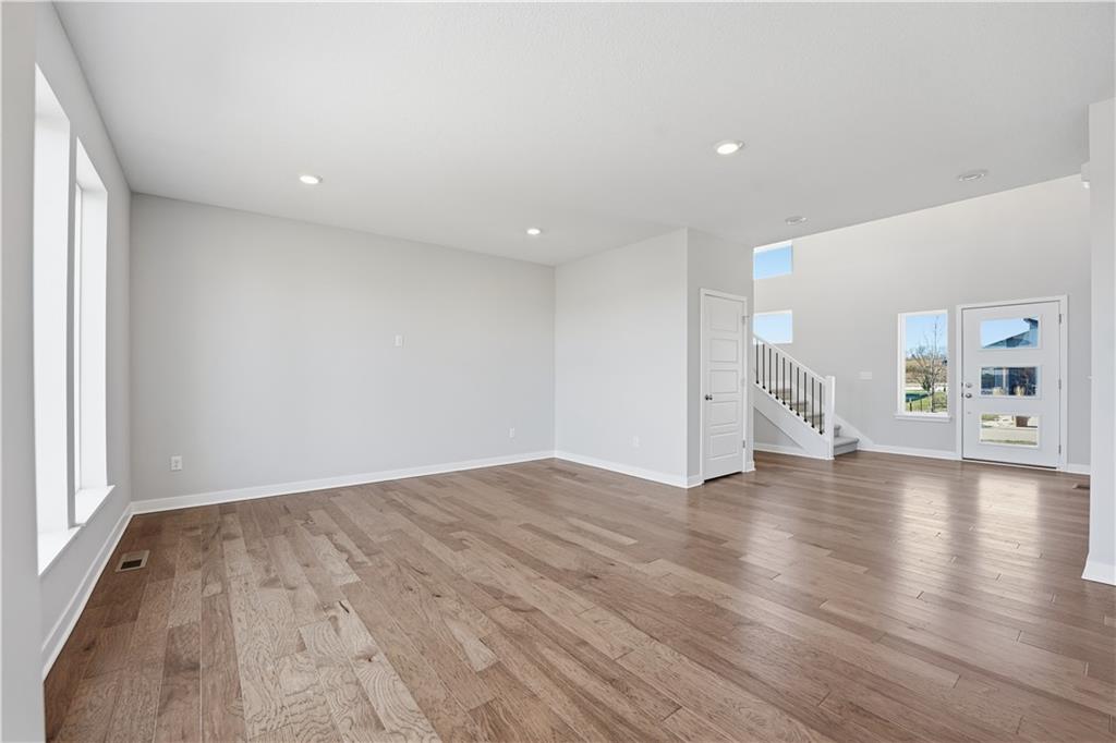 409 Woodview Drive Raymore, MO 64083 - Photo 8 of 43