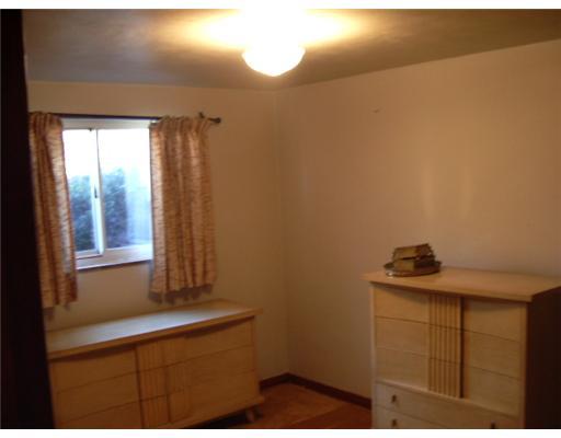 525 Patterson Road Bethel Park, PA 15102 - Photo 6 of 15 Bedroom.