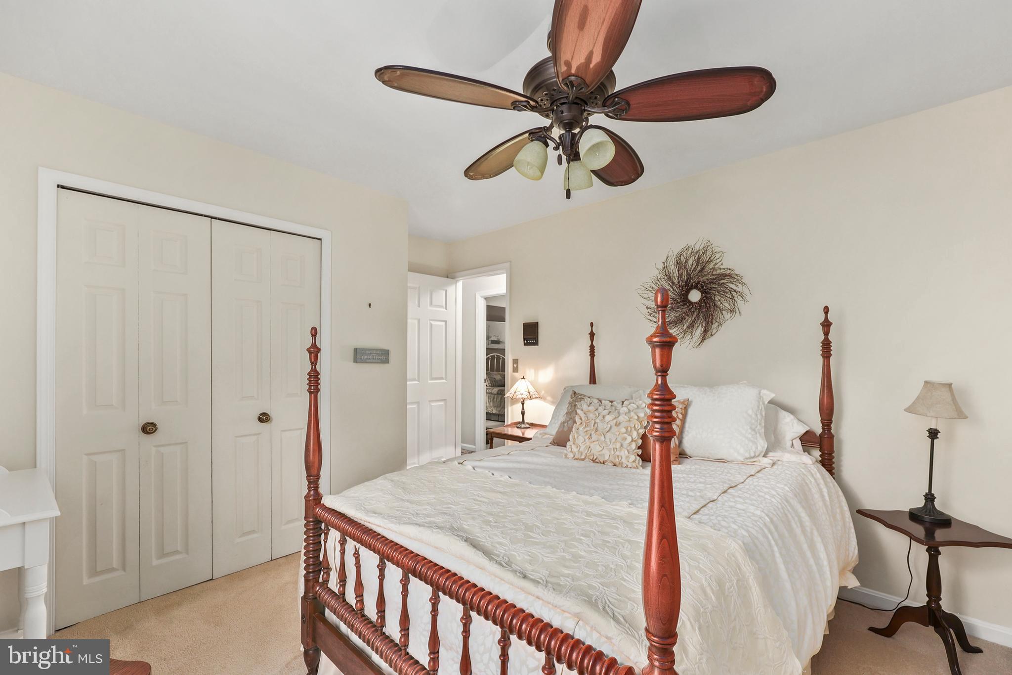 6735 Kelly Road Warrenton, VA 20187 - Photo 16 of 41 2nd Bedroom up
