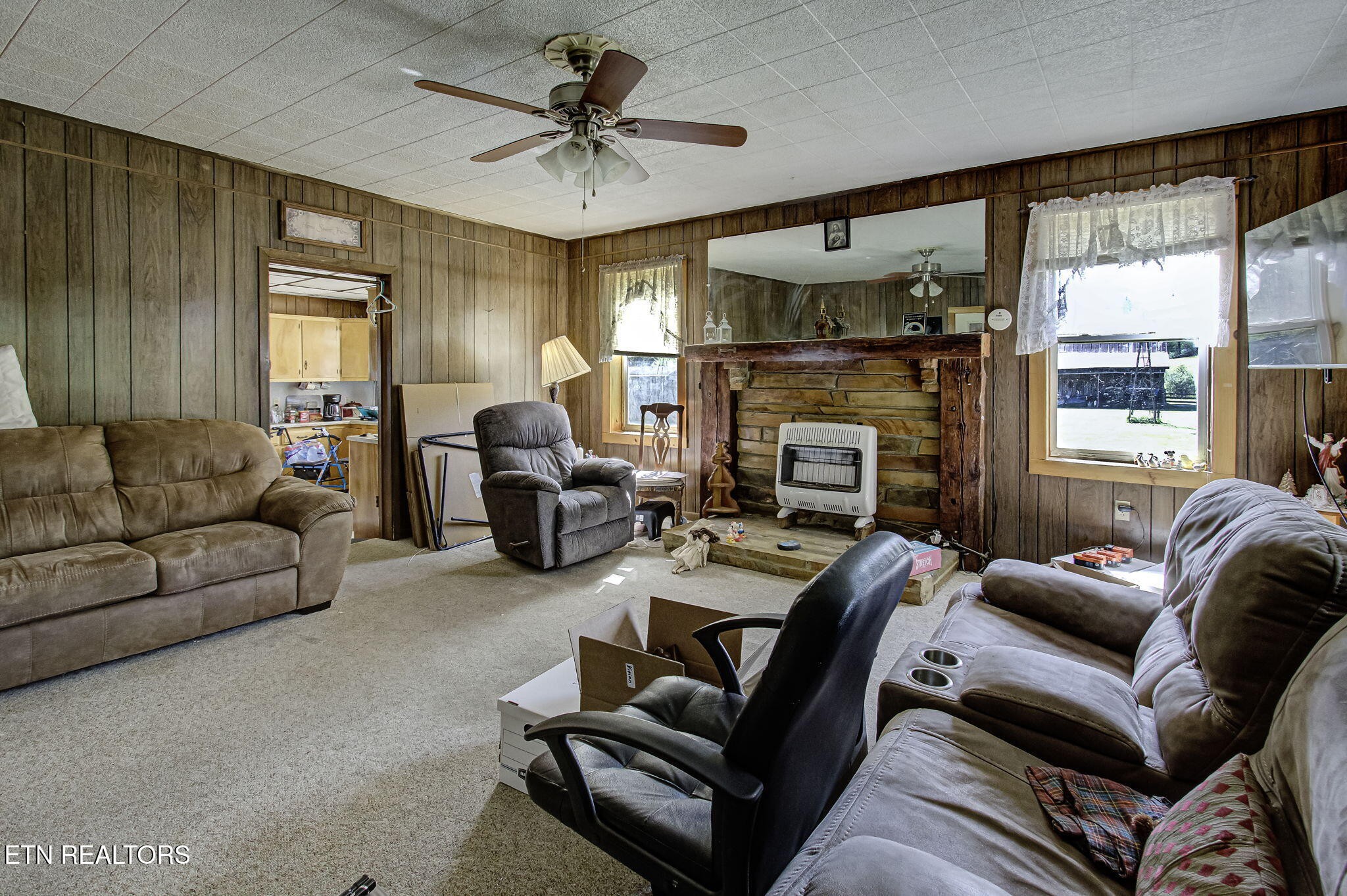 285 New Providence Road Tellico Plains, TN 37385 - Photo 6 of 45 Gallery Image 6