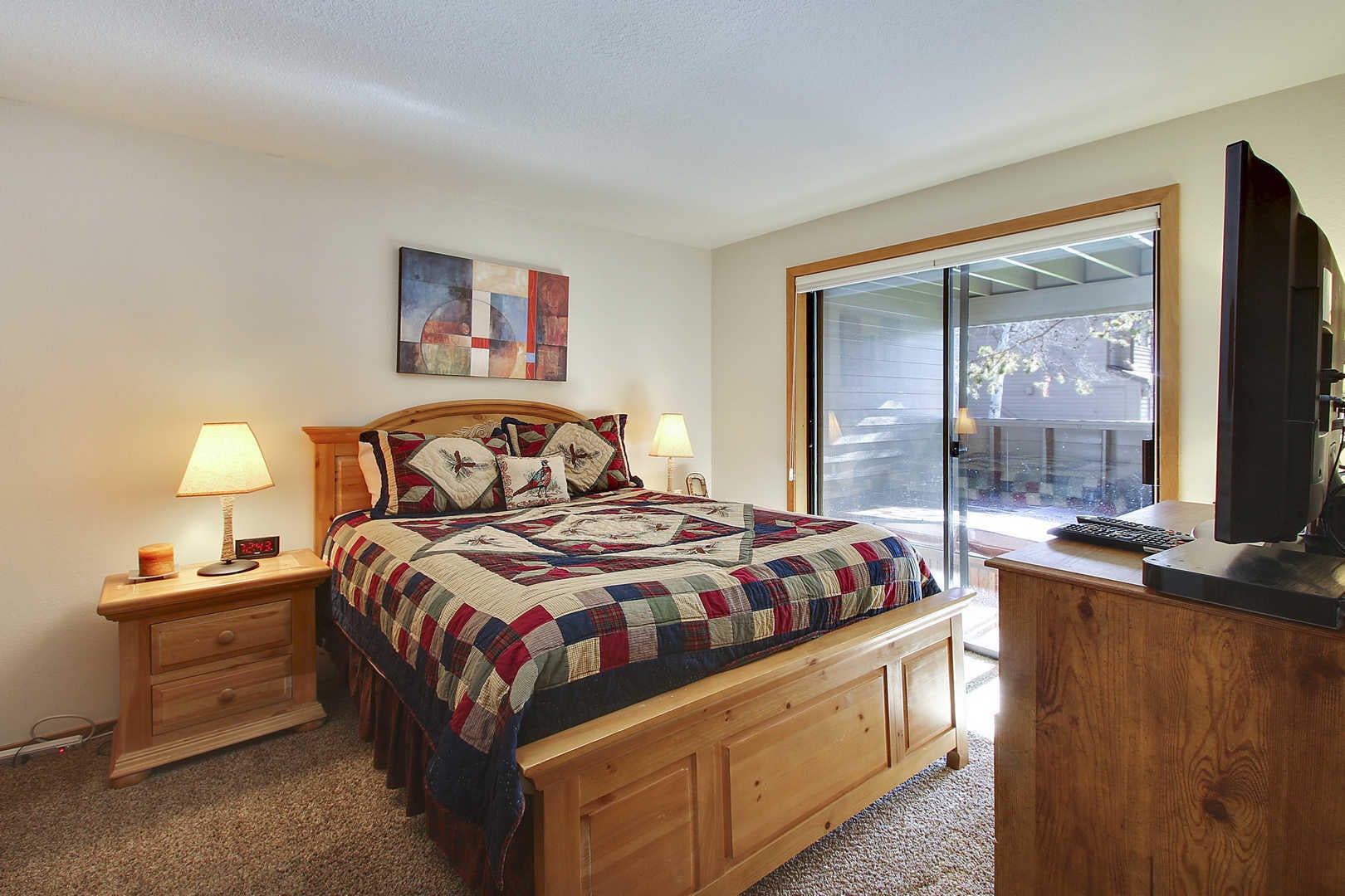 17730 West Core Road Sunriver, OR 97707 - Photo 13 of 20 12