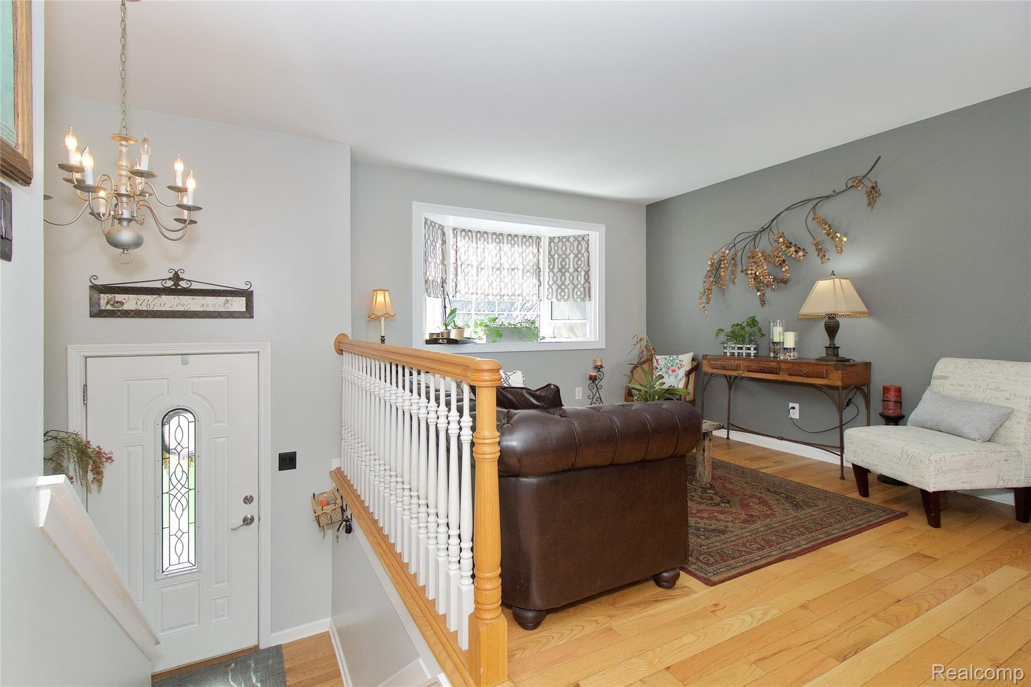 1129 Delta Road Walled Lake, MI 48390 - Photo 2 of 19 2.jpg