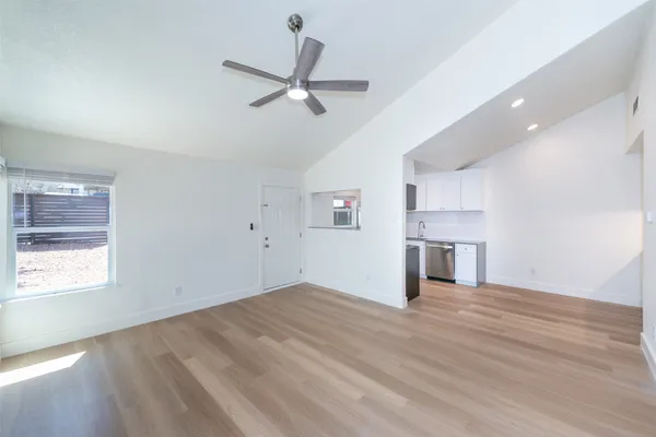 $1,995 | 2704 Catalina Drive, Unit B, Austin, TX 78741