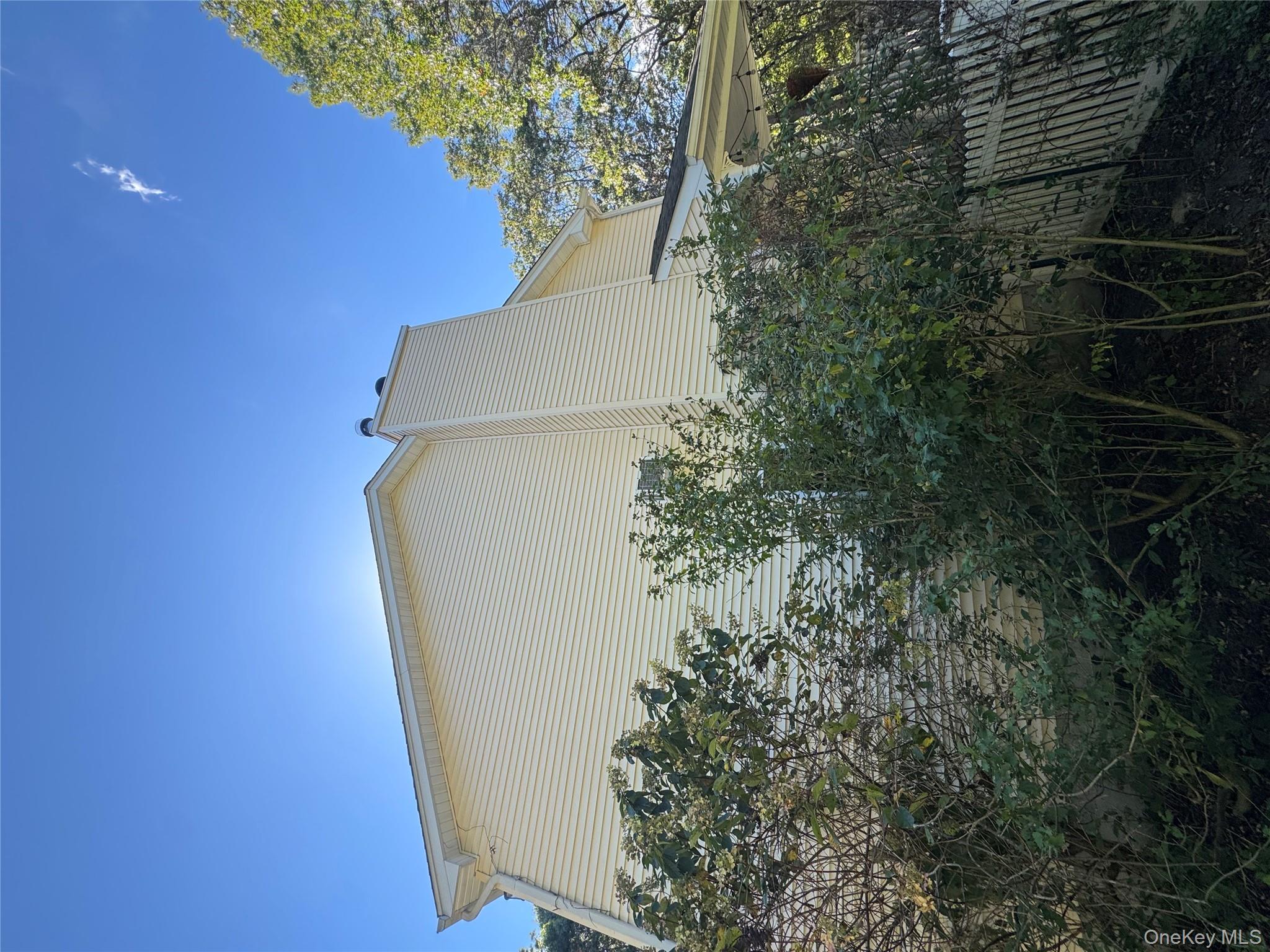 43 North Cozine Road Manorville, NY 11949 - Photo 5 of 42 View of property exterior