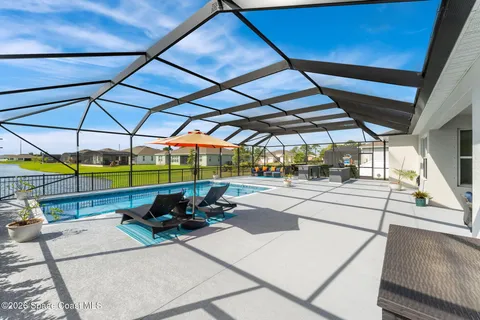 $725,000 | 165 Loymer Circle, Merritt Island, FL 32953