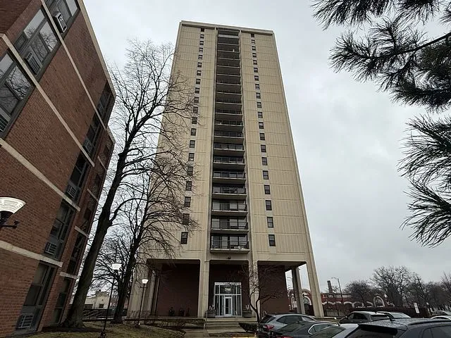 $170,000 | 2901 South Michigan Avenue, Unit 18034, Chicago, IL 60616