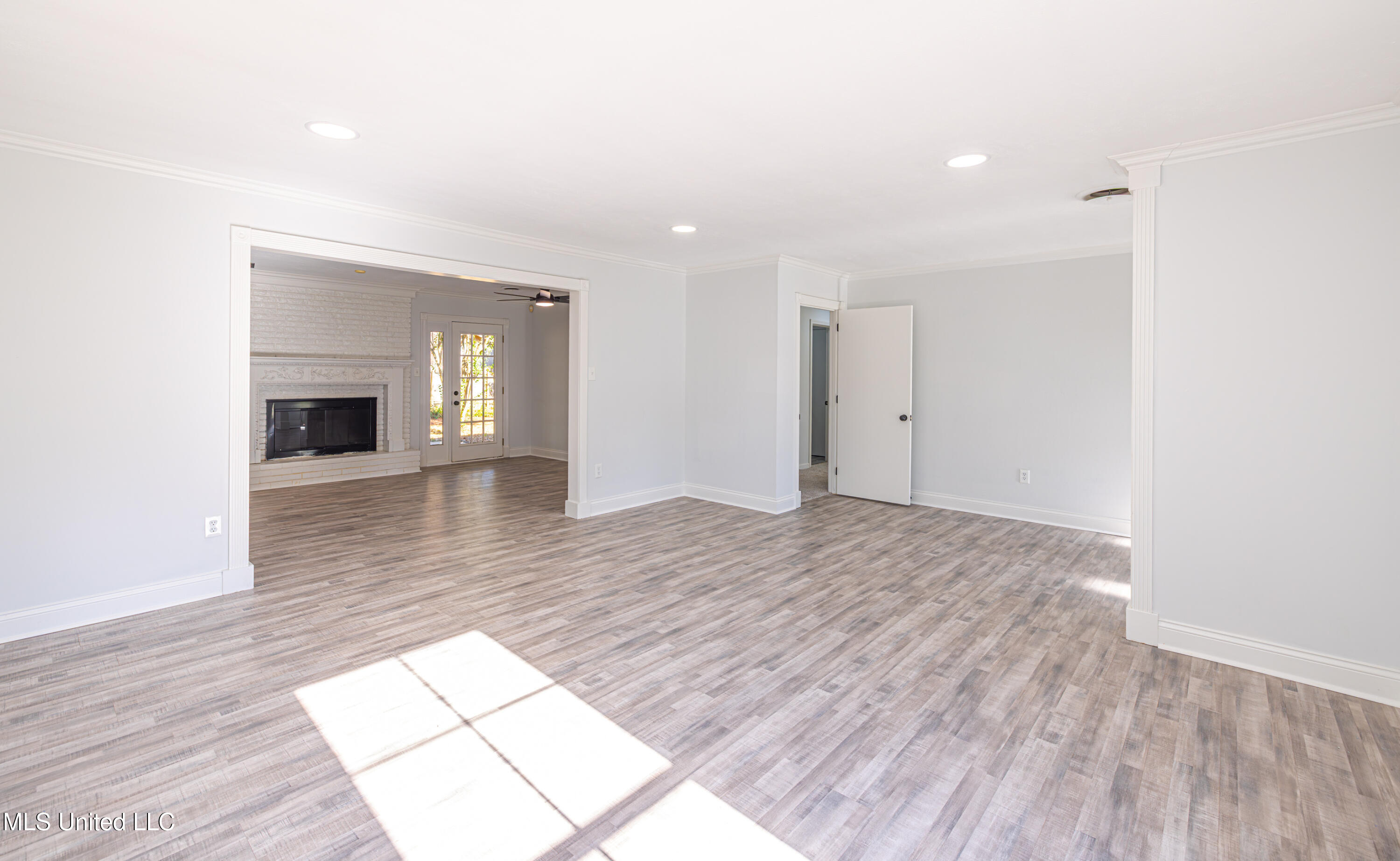 5846 Baxter Drive Jackson, MS 39211 - Photo 8 of 42 1R4A9126