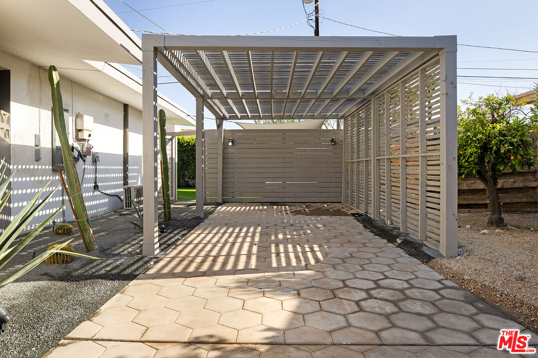 74085 Setting Sun Trail Palm Desert, CA 92260 - Photo 11 of 52 a view of outdoor space