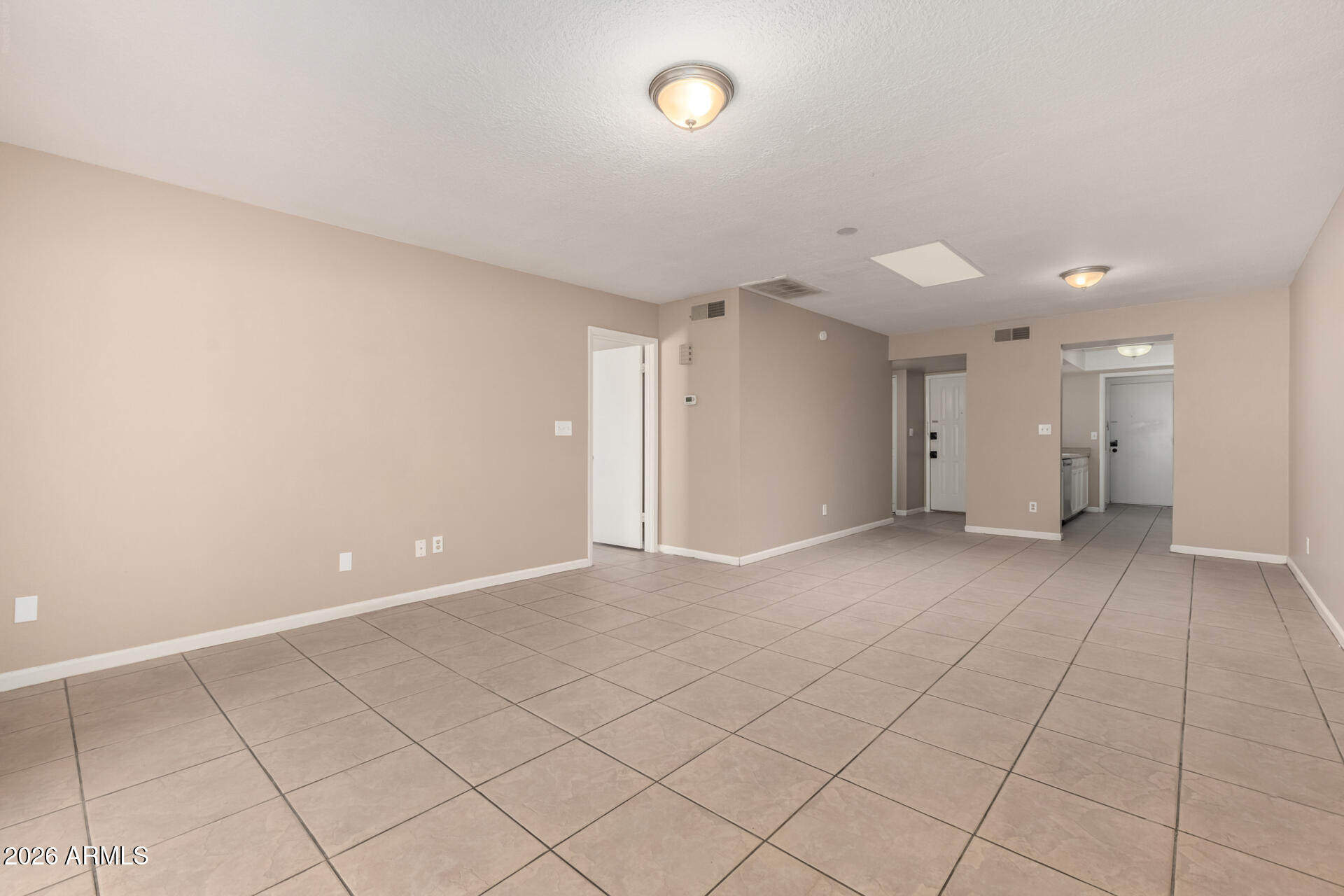 4529 West McLellan Road Glendale, AZ 85301 - Photo 11 of 35 a view of an empty room