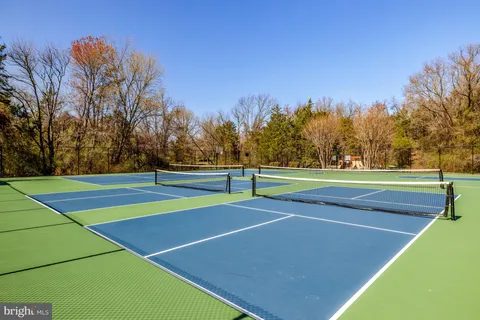$1,350,000 | 977 Redberry Court, Great Falls, VA 22066