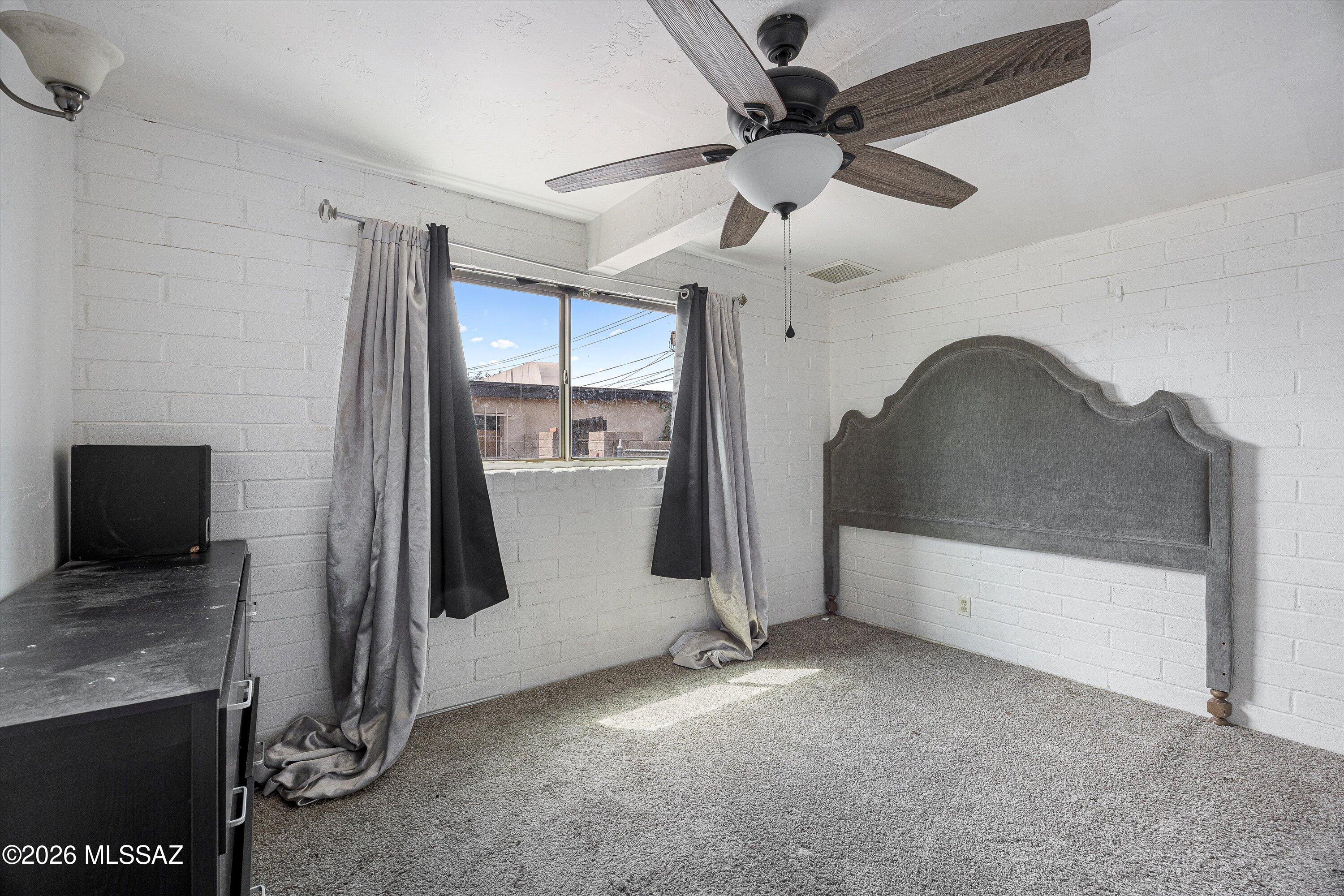 3321 East Silverlake Road Tucson, AZ 85713 - Photo 16 of 28 Primary Bedroom