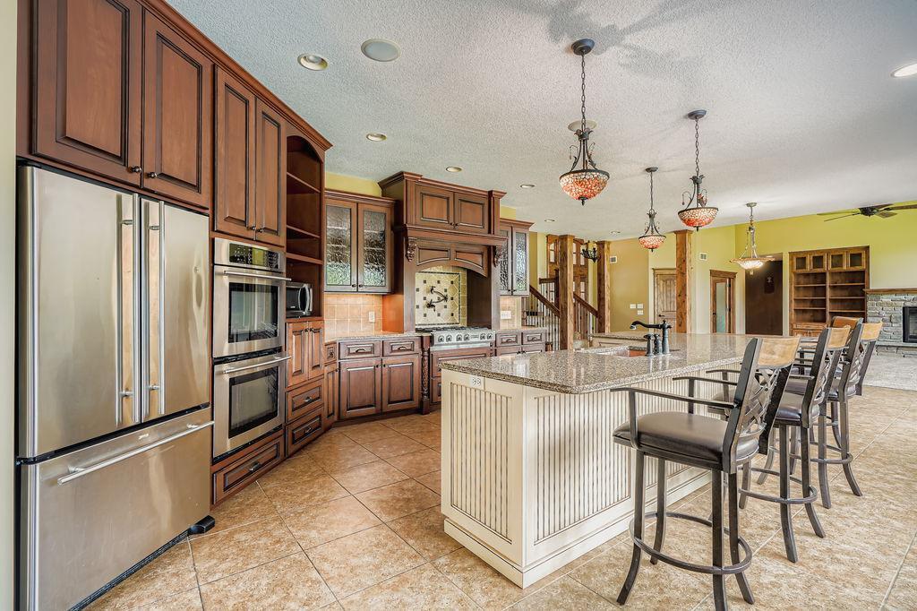 15506 Loop Road South Burnsville, MN 55306 - Photo 11 of 38 Gallery Image 11