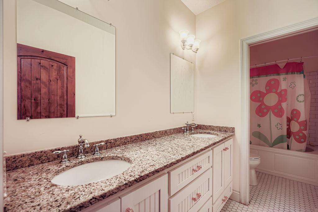 15506 Loop Road South Burnsville, MN 55306 - Photo 18 of 38 Gallery Image 18
