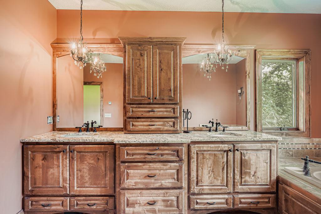 15506 Loop Road South Burnsville, MN 55306 - Photo 20 of 38 Gallery Image 20