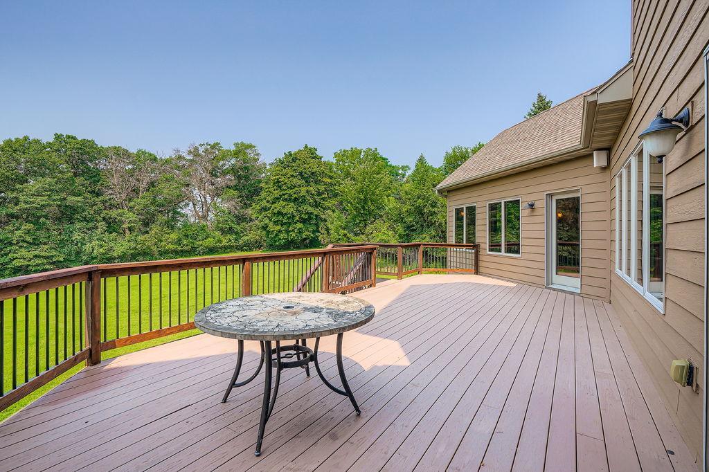 15506 Loop Road South Burnsville, MN 55306 - Photo 30 of 38 Gallery Image 30